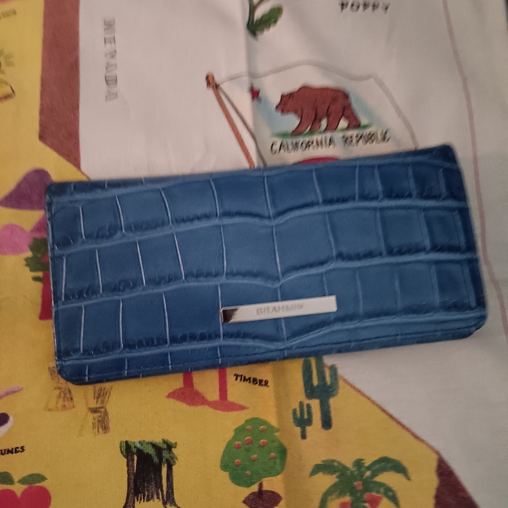 Brahmin Sky Blue Leather Wallet NWT - Picture 9 of 9